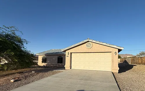 980 Joshua Tree Dr Photo 1