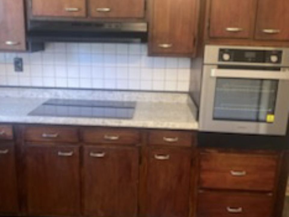 1st image of 2083 Broad St