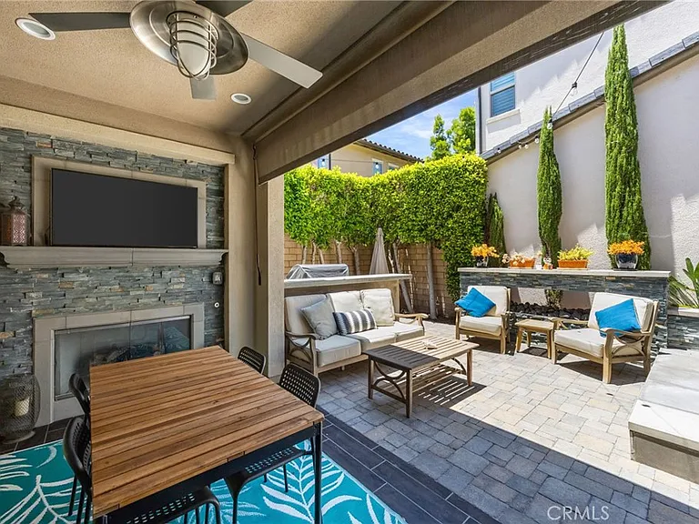 357 Laurel — Photo 15