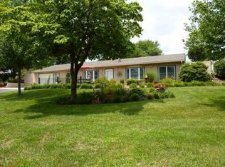 1316 N 7 Hwy, Independence, MO 64056