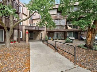 4207 Lakeside Ave N APT 220, Brooklyn Center, MN 55429