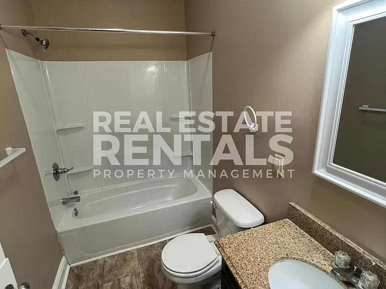 1009 Martin Ave #1 — Photo 7