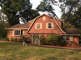 2 Blue Hill Rd, Norwood, NJ 07648