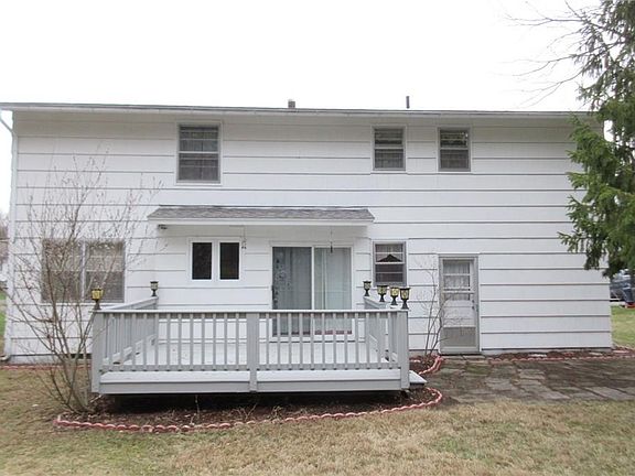 3rd image of 119 Munson Dr
