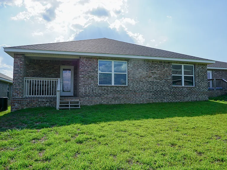 4703 Airmen Dr — Photo 41