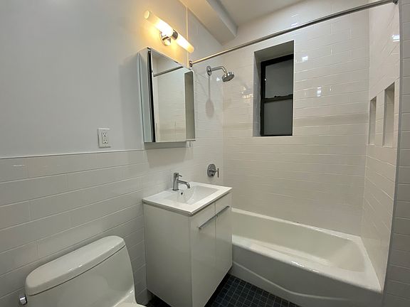 4th image of 645 Ocean Ave #13004