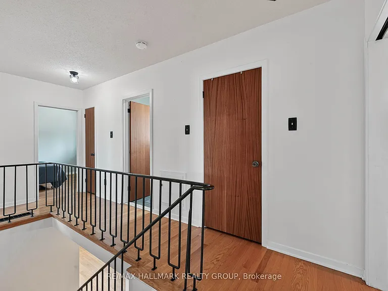 1038 Arnot Rd — Photo 20