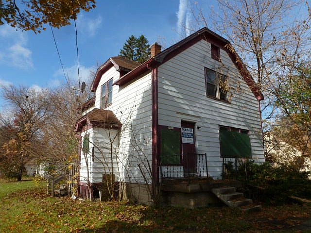 2nd image of 4401 N 61st St