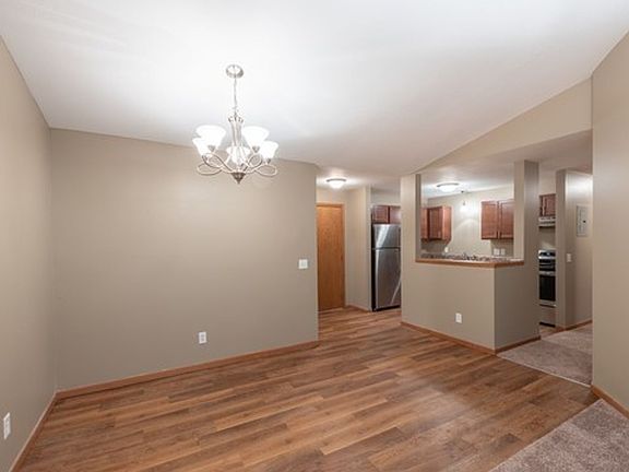 5th image of 1905 Parkwood Dr #1905305
