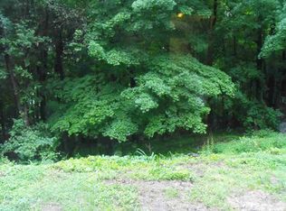 487 Pine Hill Rd, Pleasant Valley, NY 12569