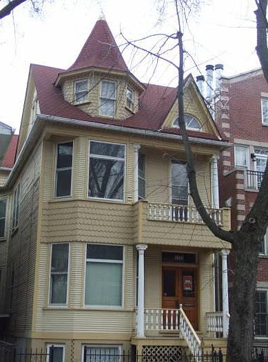 1st image of 1133 W Wrightwood Ave APT 2