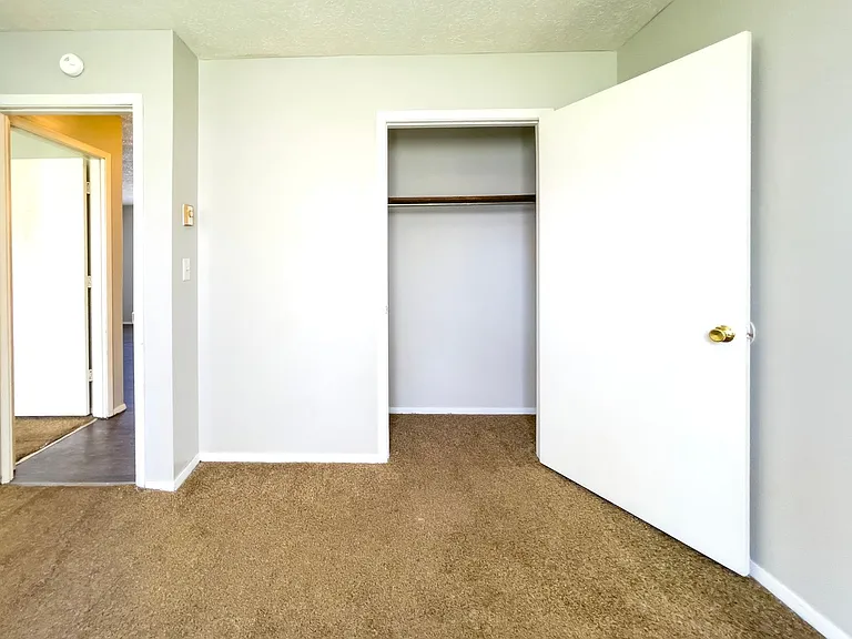 1701 E 14th St #4 — Photo 9