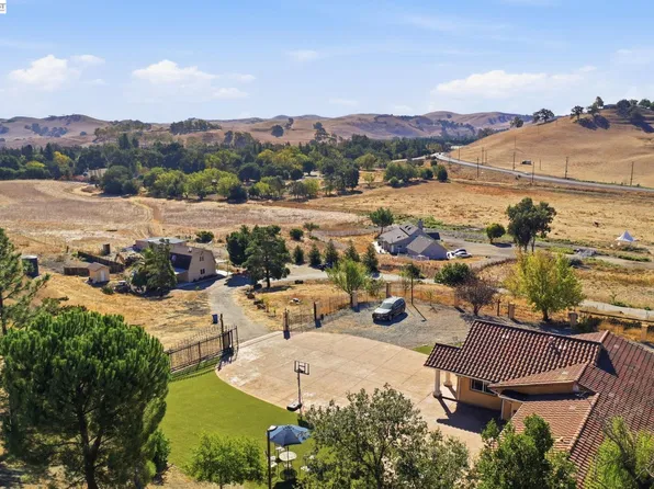 4975 Camino Tassajara Rd, Danville, CA 94506