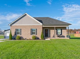 1419 Ridge Rd, Dickson, TN 37055