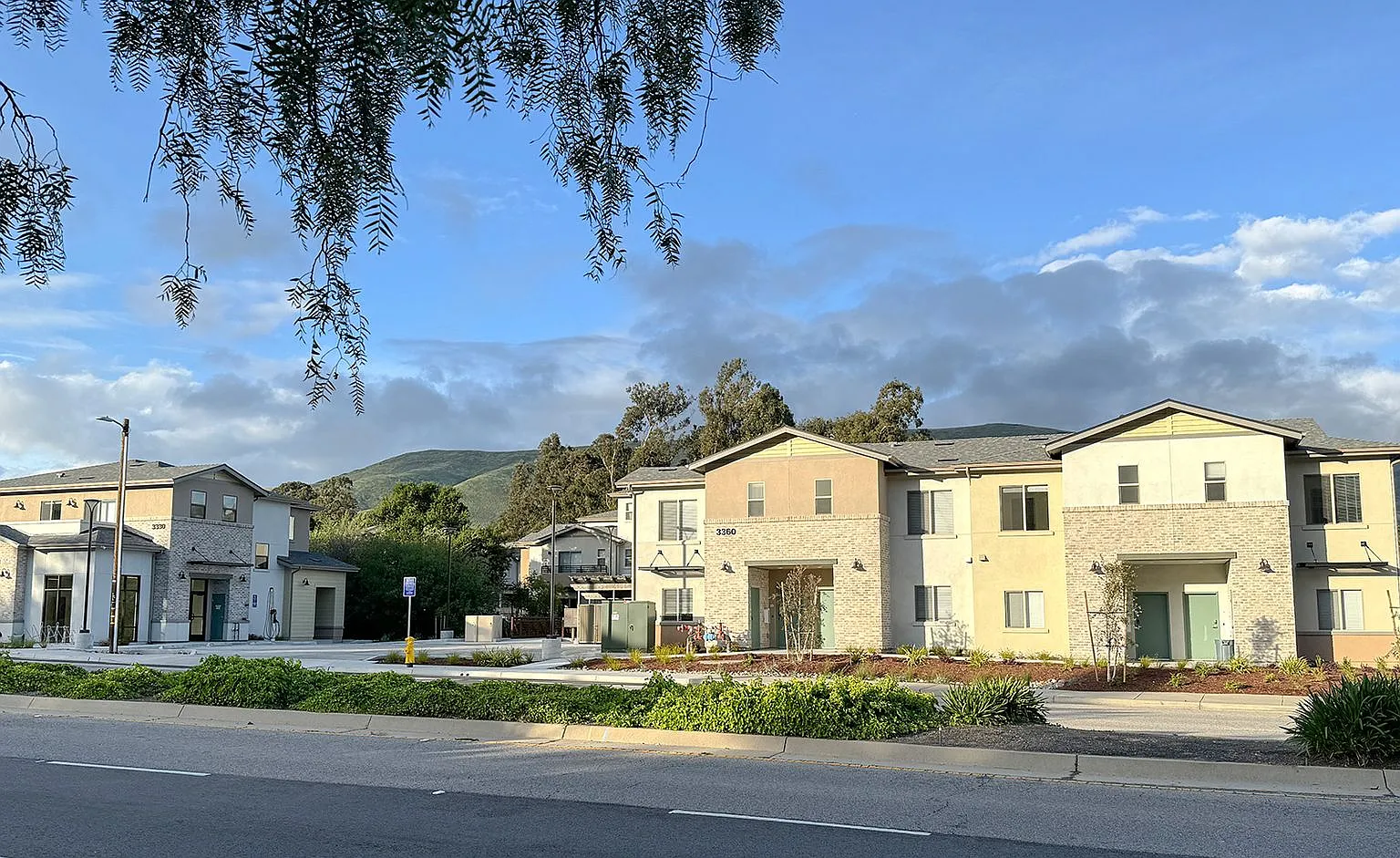 Twin Creeks Apartments — Photo 1
