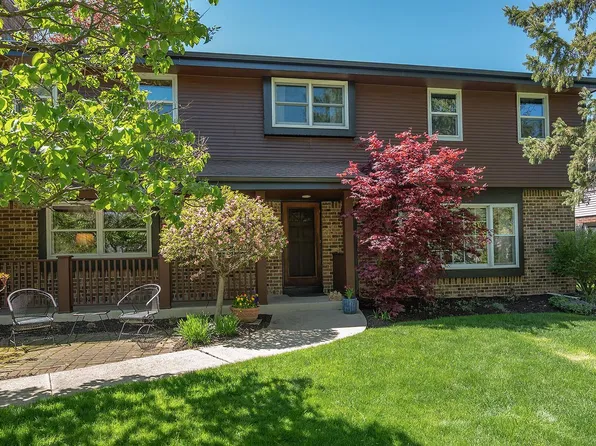 6411 N Bittersweet LANE, Glendale, WI 53217