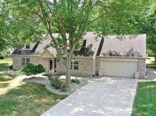 11504 Hague Rd, Fishers, IN 46038