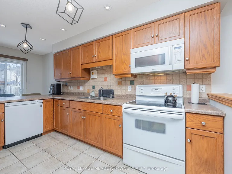14 Costigan Ct — Photo 13
