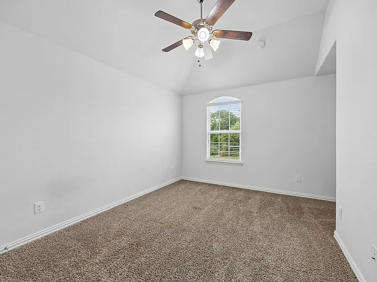 11901 Smithton Ave — Photo 23
