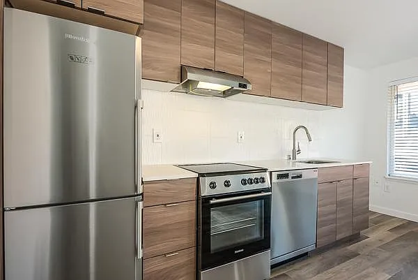 1211-1219 NE 56th St #1217 — Photo 4