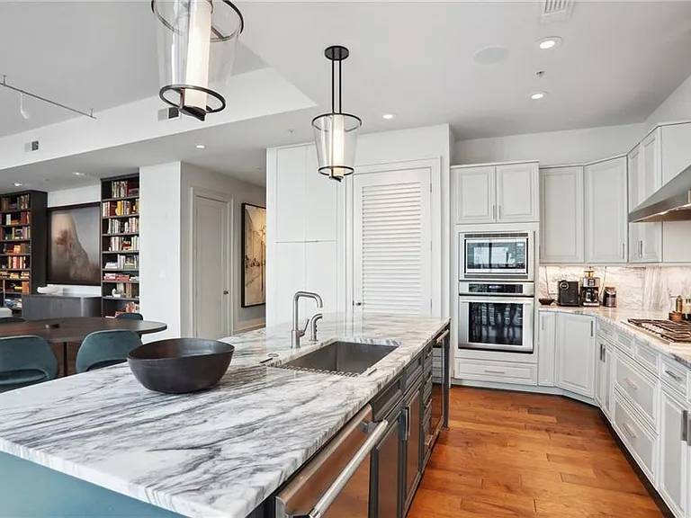 1065 Peachtree St NE #3005 — Photo 5