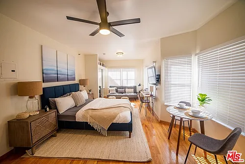 26 Breeze Ave #6 Photo 1