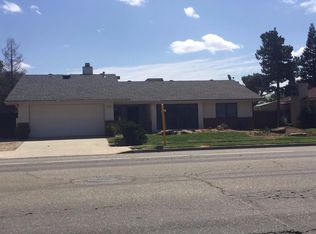 143 Armstrong Ave, Clovis, CA 93611