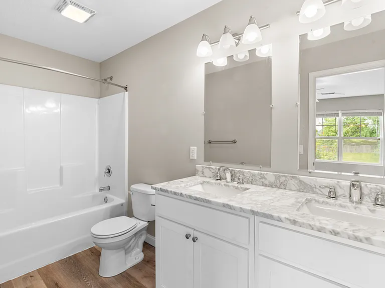 5015-5091 Devils Glen Rd #5021 — Photo 9