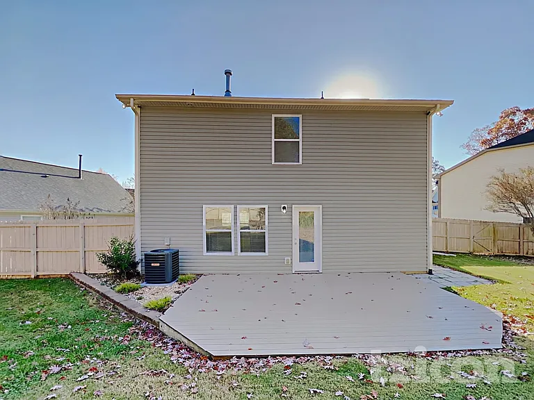 501 Sawtooth Oak Dr — Photo 13