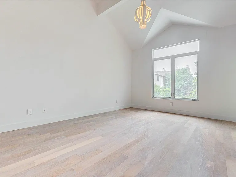 1222 Marconi St — Photo 16