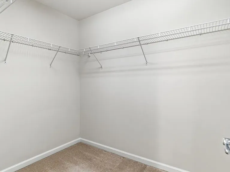 2705 Azalea Bluff Dr — Photo 8