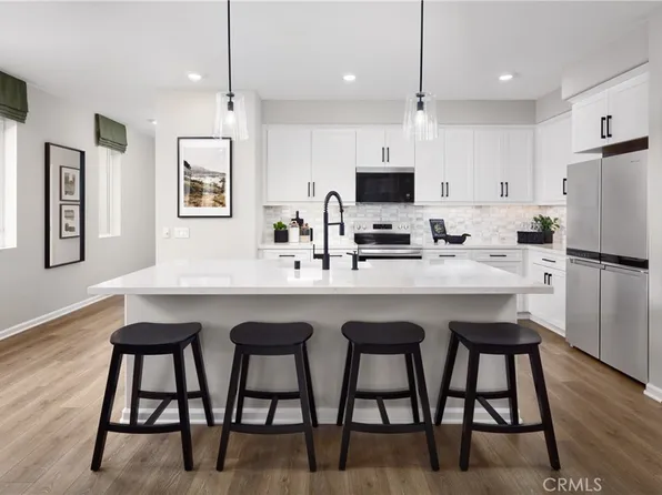 8422 Tamarack St, Chino, CA 91708