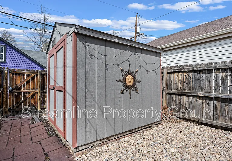 141 W Archer Pl — Photo 19