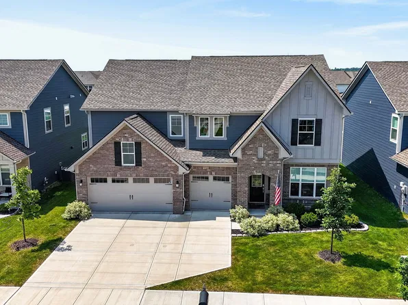 15966 Black Willow Ln, Fishers, IN 46040