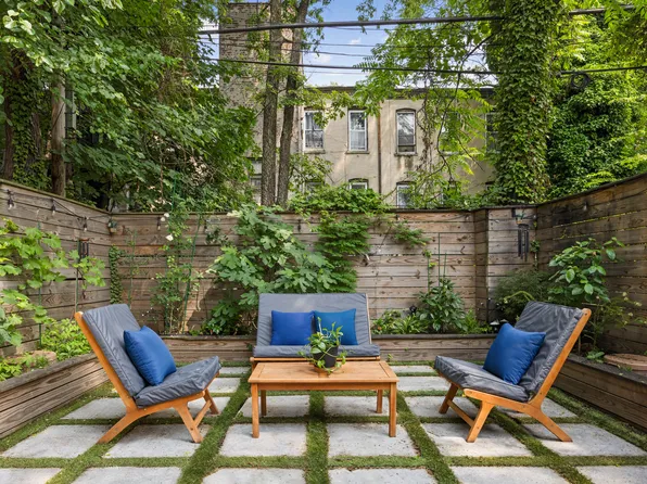 473 Bainbridge Street image 11 of 12