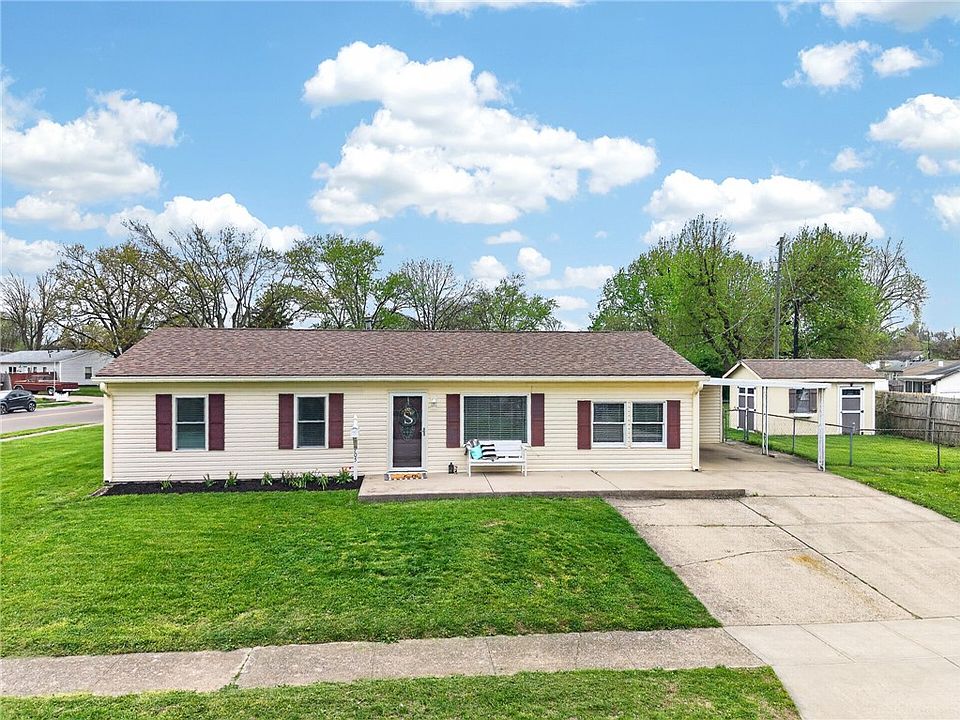 1st image of 705 Julia Dr