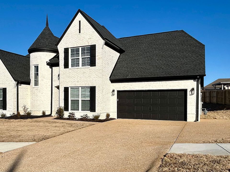 2nd image of 7819 Shadowcrest Rd
