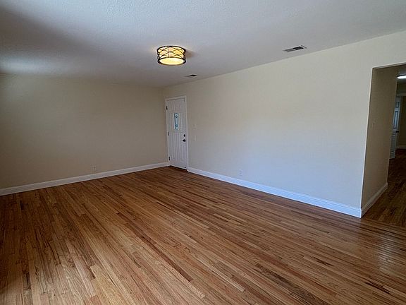 5th image of 8096 Juniper Ave