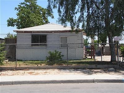2nd image of 223 Kincaid St