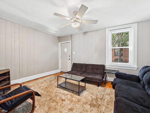 3rd image of 203 W Union St