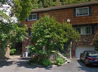 68 Washington Ave N, White Plains, NY 10603