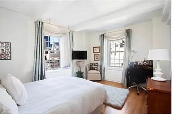 Rented by Compass | media 10