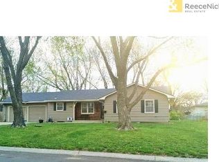 1430 Main St, Eudora, KS 66025