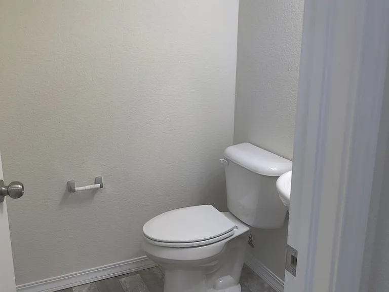 4649 Zircon Dr — Photo 15