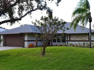 4809 SE Hanson Cir, Stuart, FL 34997