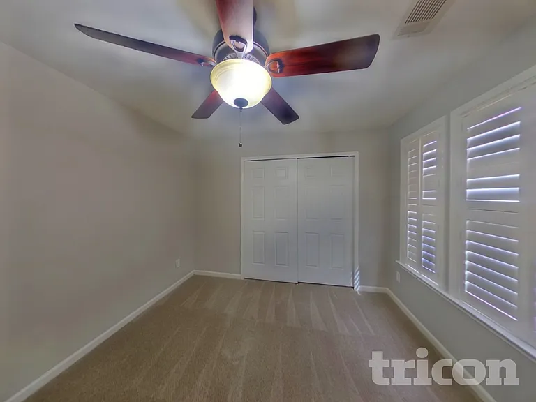 7457 Mistydawn Dr — Photo 13