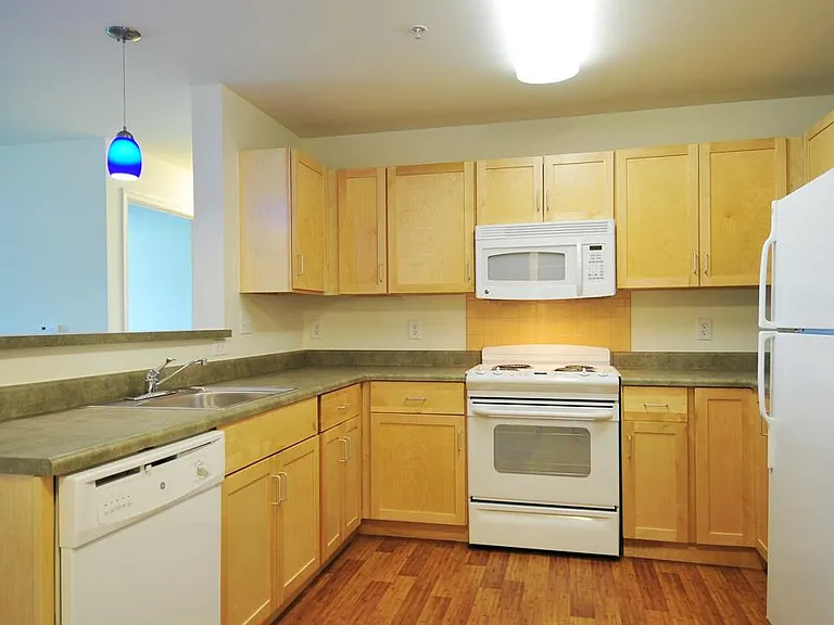 Covenant Village — Photo 12