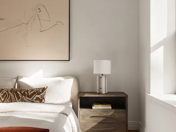 235 West 75th Street image 7 of 19