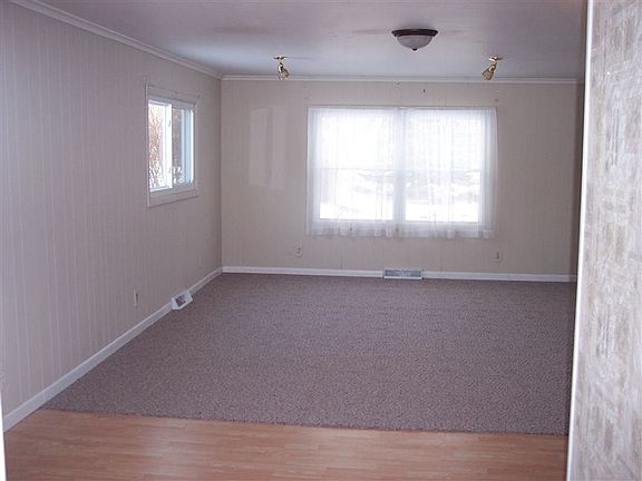 148 S. Sutton Rd Living Room