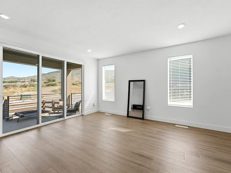 459 E Rimrock Ln — Photo 40